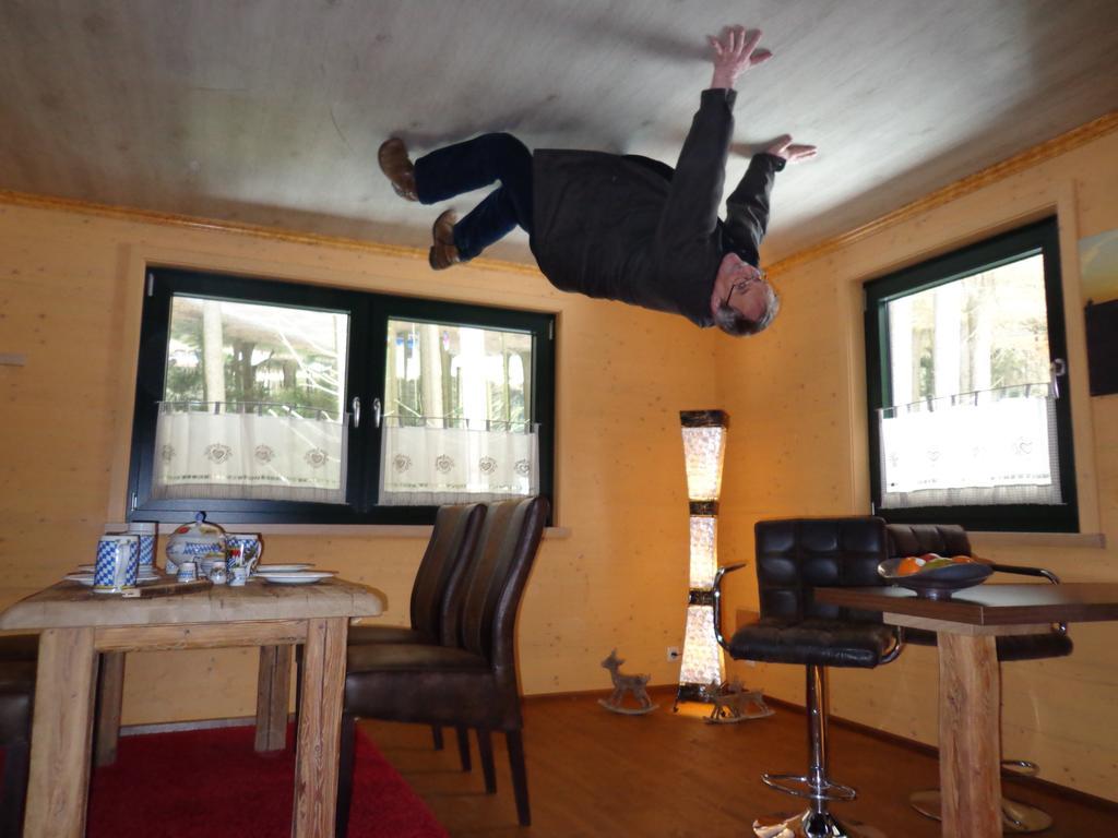 Gasthof - Pension Schamberger นูเคอร์เคน ไบม์ ไฮลิเงน บลูท ภายนอก รูปภาพ