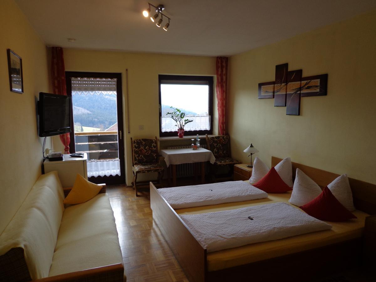 Gasthof - Pension Schamberger นูเคอร์เคน ไบม์ ไฮลิเงน บลูท ภายนอก รูปภาพ
