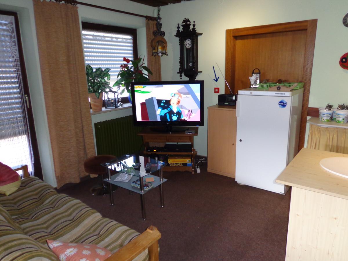 Gasthof - Pension Schamberger นูเคอร์เคน ไบม์ ไฮลิเงน บลูท ภายนอก รูปภาพ